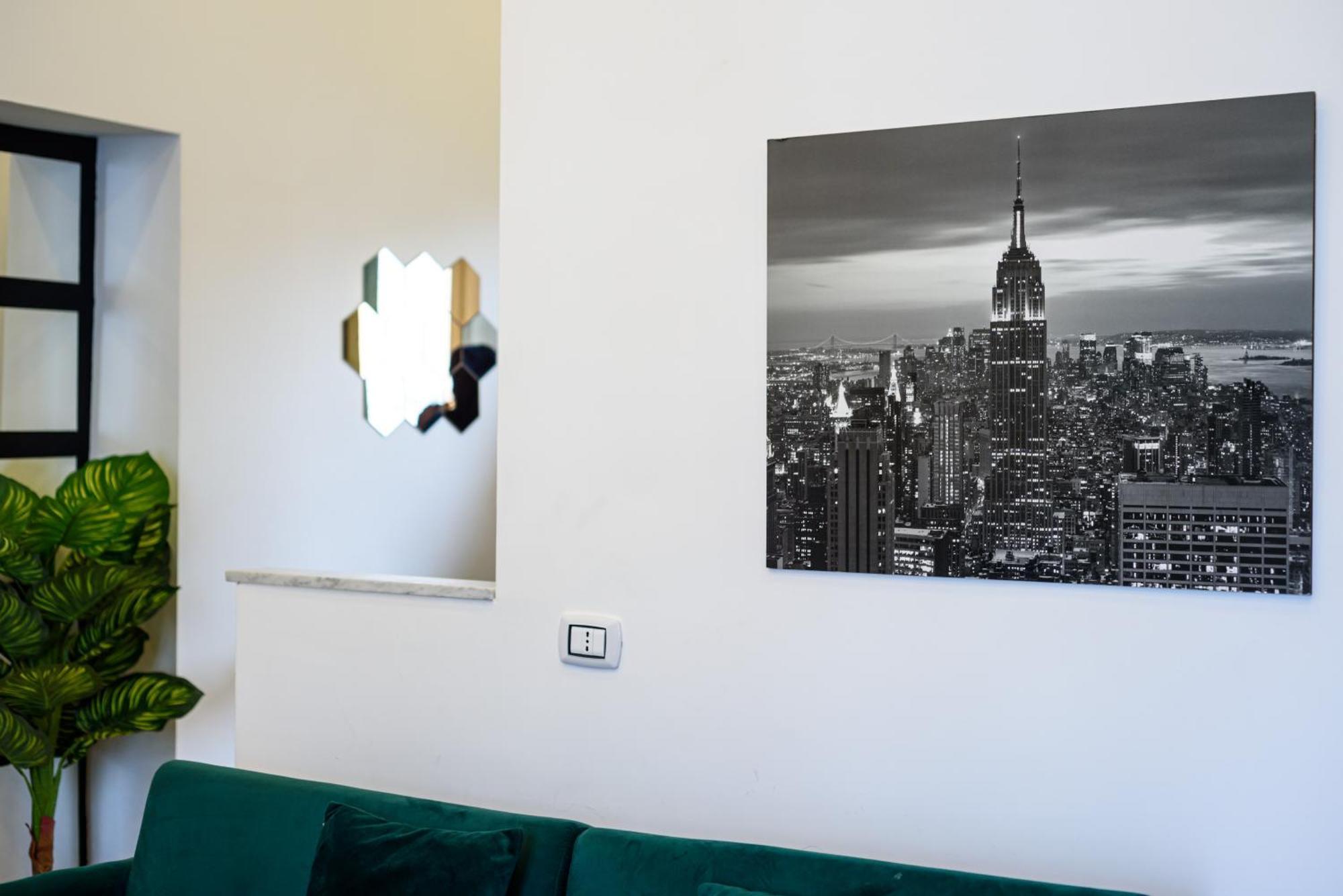Luxury Apartment In Central City Napoli Dış mekan fotoğraf